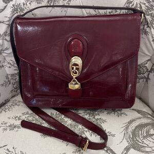 Marching Vintage Elegant Burgundy Leather Shoulder Bag